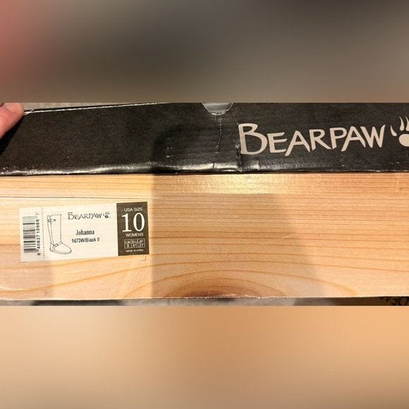 BEARPAW Women's Black Suede Knee-High Boots - Picture 7 of 10